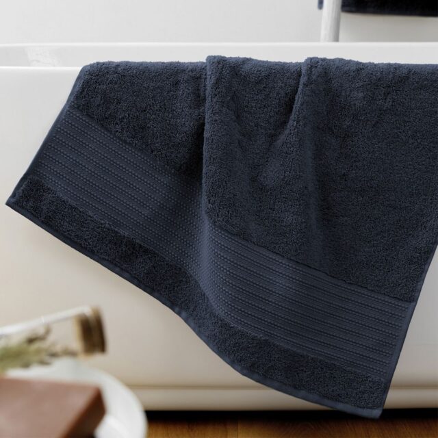 Serviette de douche Coton Minuit 70 x 130 cm